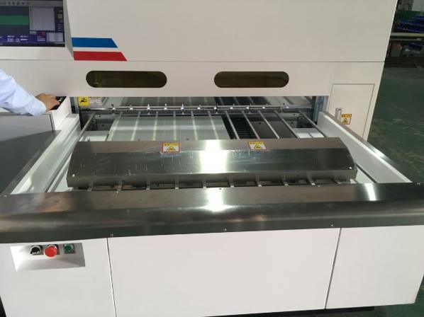PCB Automatic V-cut Machine Off Cut PCB Cutting Saw Machinery For PCB